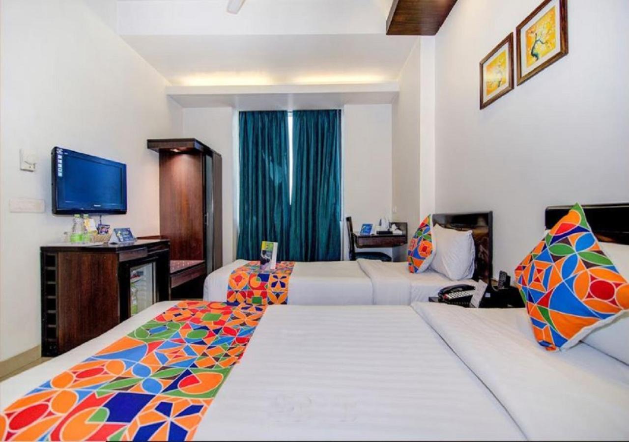 Hotel Rockland Panchsheel Enclave Nowe Delhi Zewnętrze zdjęcie