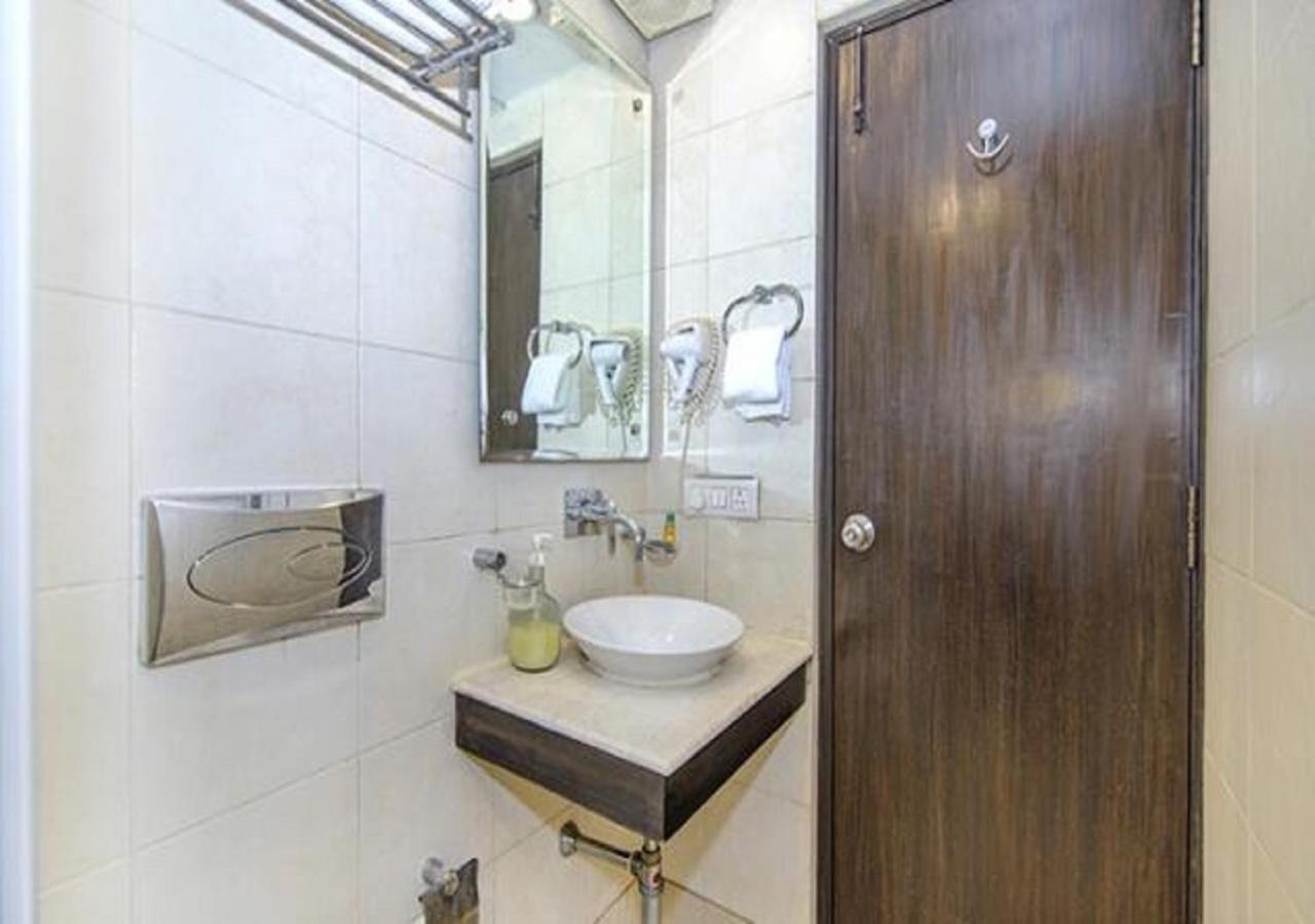 Hotel Rockland Panchsheel Enclave Nowe Delhi Zewnętrze zdjęcie